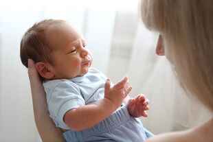 Un bebé recentemente nado pode infectarse con VPH